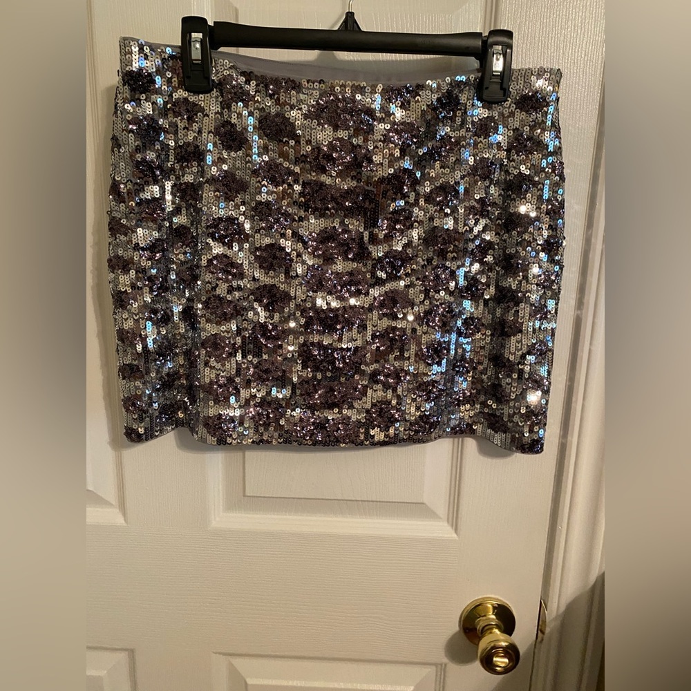 Sequin short skirt